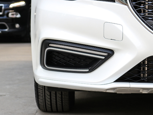 201720T ԄӾӢ V ^