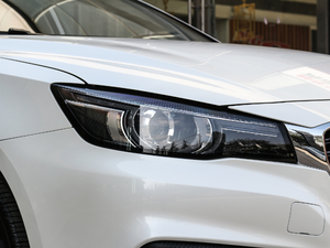 201720T ԄӾӢ V ^