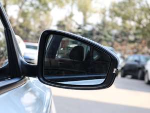 201720T ԄӾӢ V ^