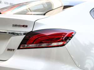 201720T ԄӾӢ V ^