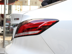 201720T ԄӾӢ V ^