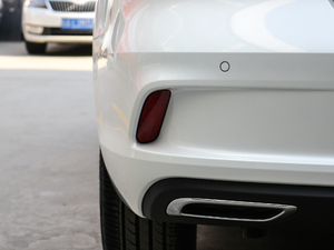 201720T ԄӾӢ V ^