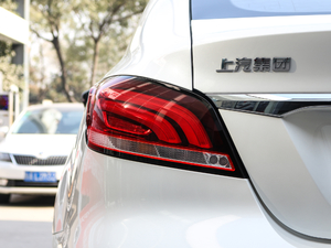 201720T ԄӾӢ V ^