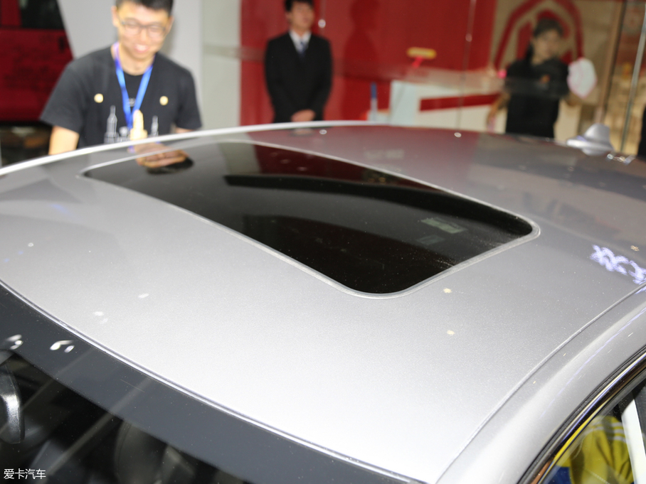 2018MG6Դ 45T E-DRIVE(q)(dng) PILOT(j)(lin)W(wng)