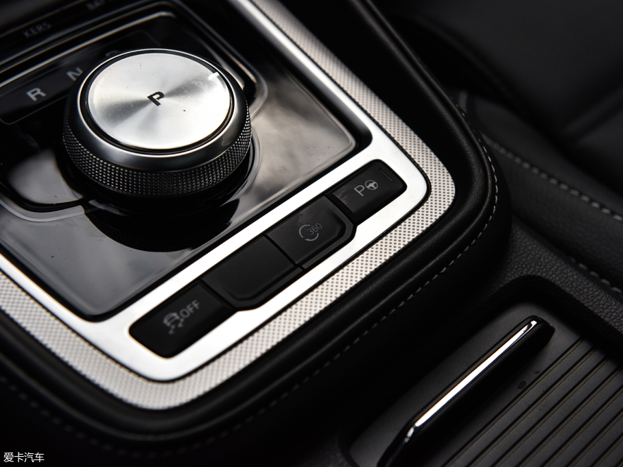 2018MG6Դ 45T E-DRIVE PILOTW