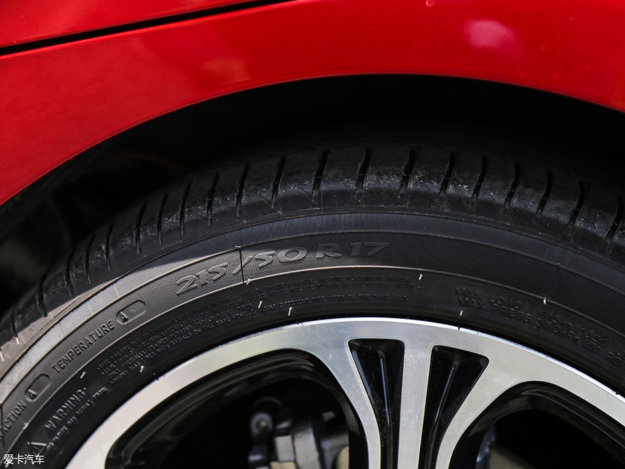 2018MG6Դ 45T E-DRIVE PILOTW