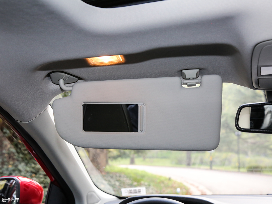 2018MG6Դ 45T E-DRIVE PILOTW