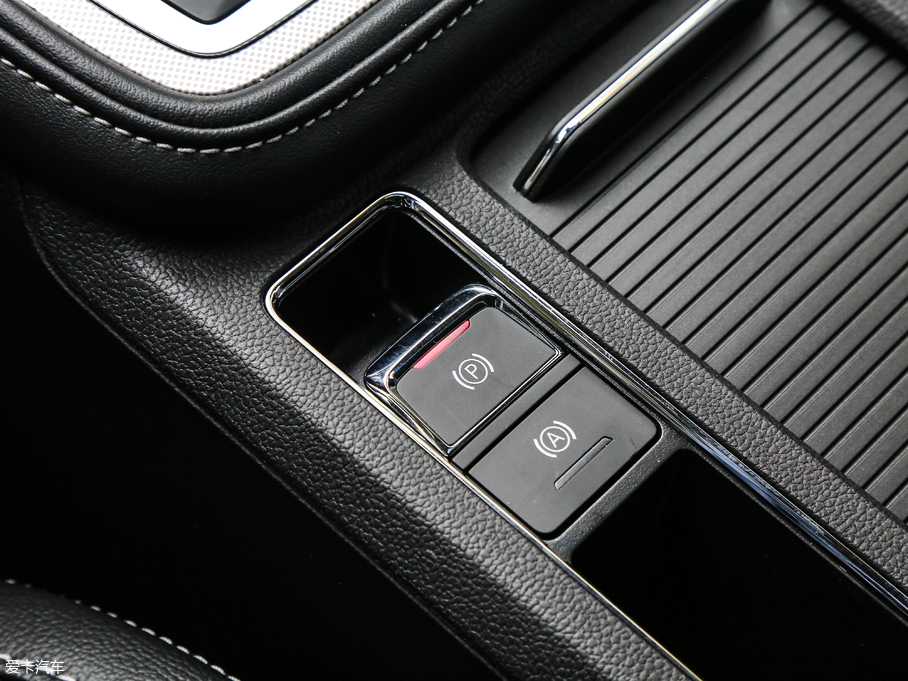 2018MG6Դ 45T E-DRIVE PILOTW