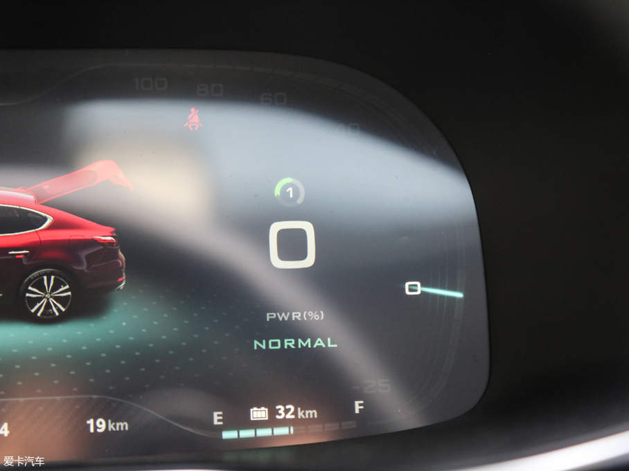 2018MG6Դ 45T E-DRIVE PILOTW