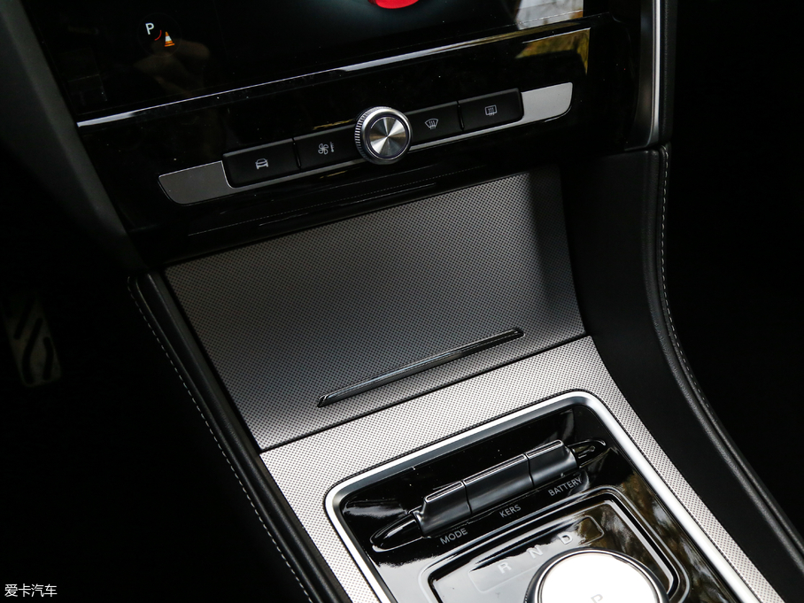 2018MG6Դ 45T E-DRIVE PILOTW