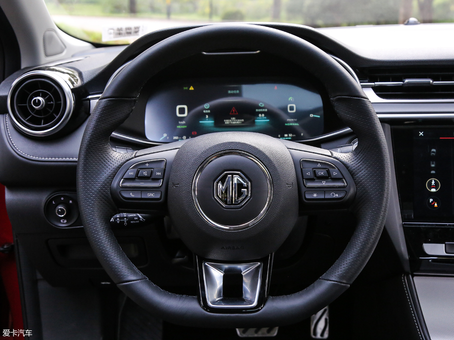 2018MG6Դ 45T E-DRIVE PILOTW