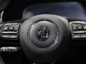 201845T E-DRIVE(q)(dng) PILOT(j)(lin)W(wng) п؅^(q)