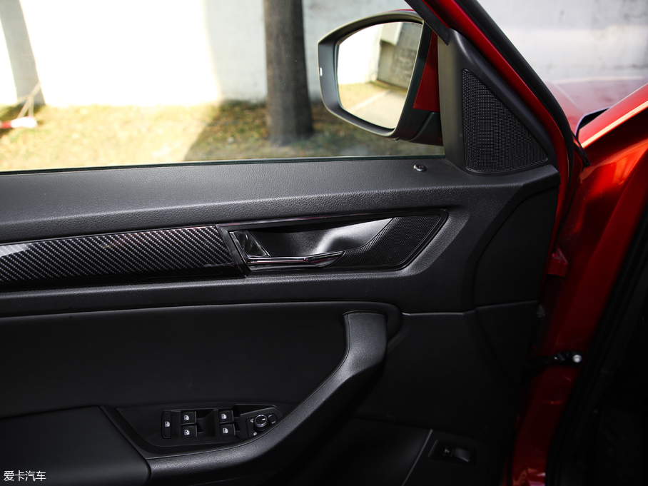 2019µρGT TSI380 (q)Ş (gu)V