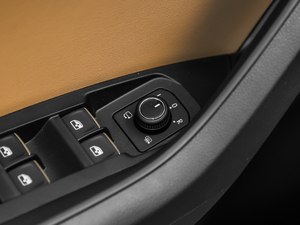 2019TSI330 A V п؅^