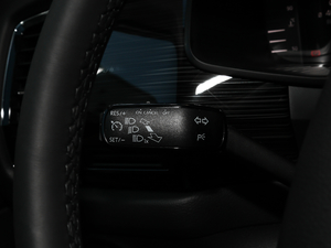 2019TSI330 A V п؅^