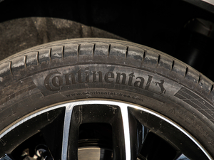 2019TSI380 Ş V ݆̥Ʒ