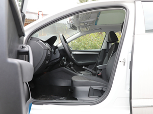 2019280TSI DSGA V ǰſg