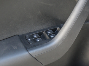 20191.5L Ԅ(dng)m VI {܇ƅ^(q)	