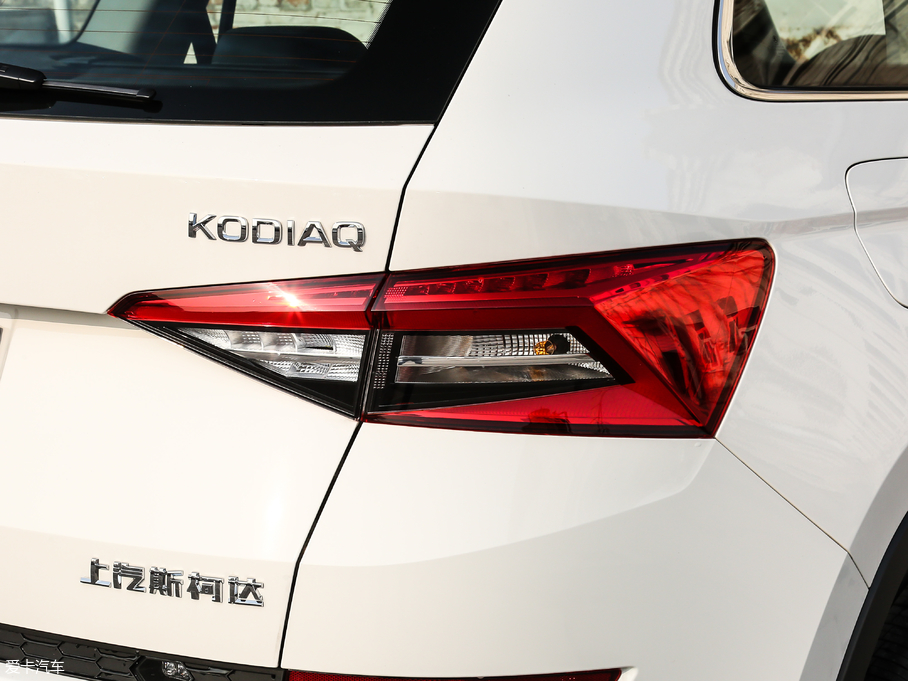 2019µρ TSI330 5(q)A(yu) VI