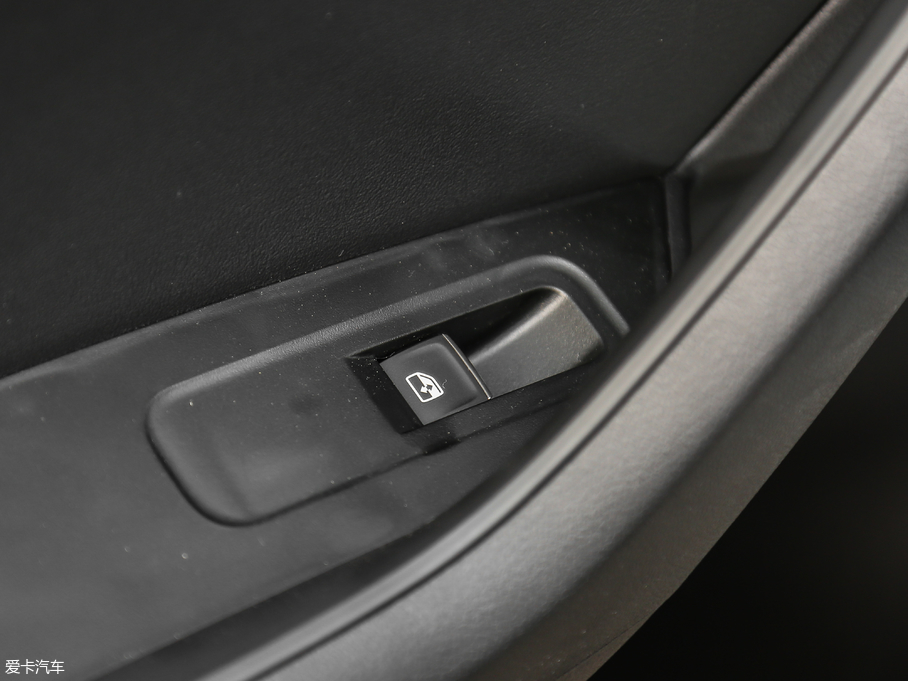 2019µρ TSI330 5(q)A(yu) (gu)VI