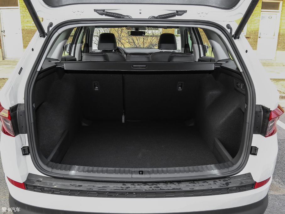 2019µρ TSI330 5(q)A(yu) VI