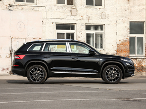 2019TSI330 7(q)A(yu) (gu)VI w^