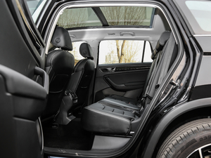 2019TSI330 7(q)A(yu) VI ſg