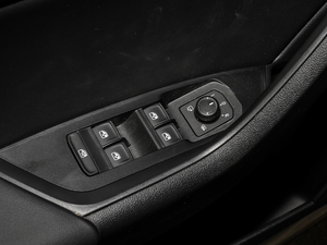 2019TSI330 7(q)A(yu) (gu)VI {܇ƅ^(q)	