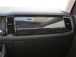 2019Ŀ TSI380 7Ş VI п؅^