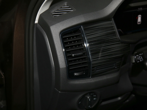 2019Ŀ TSI330 7(q)A(yu) VI g