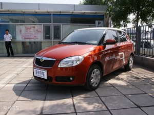 2011款1.4L 手动晶致版 整体外观