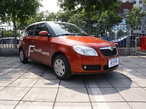 2011款1.4L 手动晶致版 整体外观