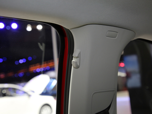 2019款1.5L 自动运动版 国V 空间座椅