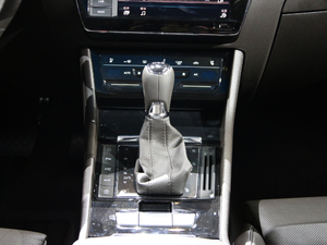 2019TSI380 DSGŞ п؅^