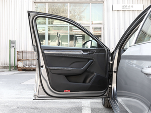 2019TSI330 DSGA {λ܇T