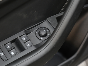 2019TSI330 DSGm п؅^(q)