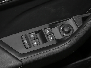 2019TSI330 DSGm {܇ƅ^(q)	