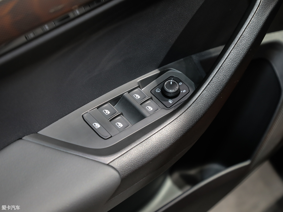 2019 TSI280 Ş (gu)V