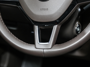 2019款TSI280 DSG旗舰版 国V 中控区