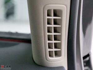 2009款2.0T 自动贵雅版 空间座椅