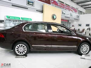 2009款2.0T 自动旗舰版 整体外观