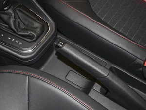 2020款1.5L 自动舒适版 驻车制动器