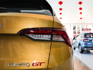 2020款GT TSI230 DSG旗舰版 尾灯