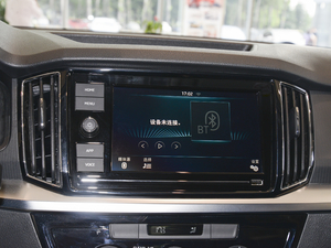 2020款1.5L 手动舒适版 中控区