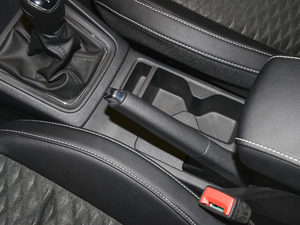2020款1.5L 手动舒适版 驻车制动器