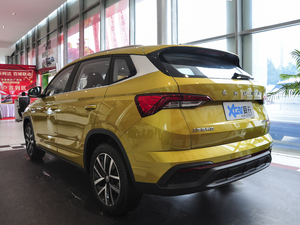 2020款改款 GT TSI230 DSG舒适版 左后45度