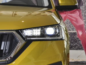 2020款改款 GT TSI230 DSG舒适版 大灯