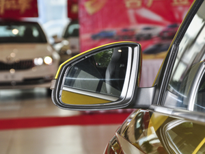 2020Ŀ GT TSI230 DSGm ^