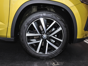 2020款改款 GT TSI230 DSG舒适版 轮圈