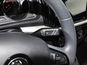 2020Ŀ GT TSI230 DSGm п؅^